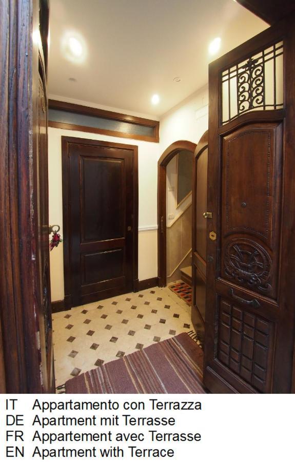 Casa Felice Nel Centro Storico, Tra Etna E Mare Appartement Catánia Buitenkant foto