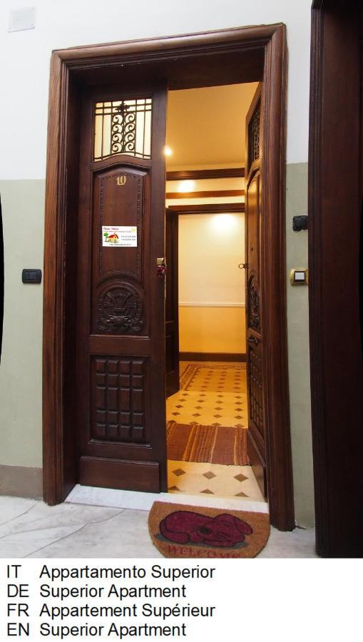 Casa Felice Nel Centro Storico, Tra Etna E Mare Appartement Catánia Buitenkant foto